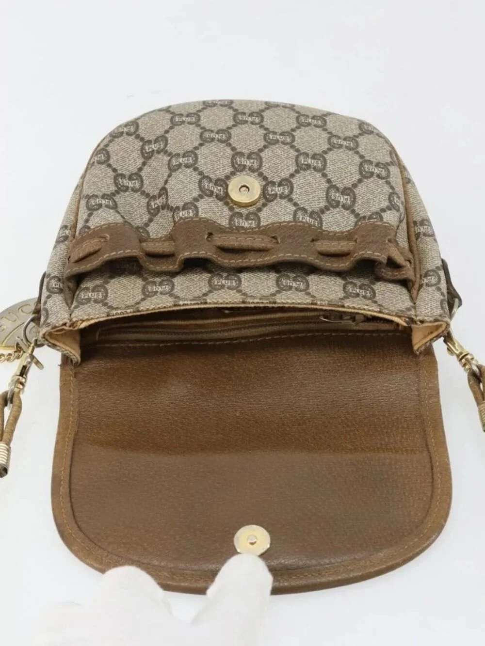 GUCCI GG Plus Supreme Shoulder Bag PVC Beige Gold Auth ka4547 - Picture 11 of 15